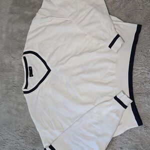 Arden B. White V-Neck Sweater with Black Accents size M